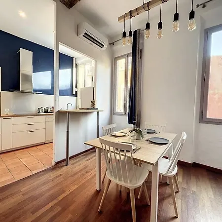 公寓 Charming Mezzanine - Historic District - Les Freres De La Loc' *